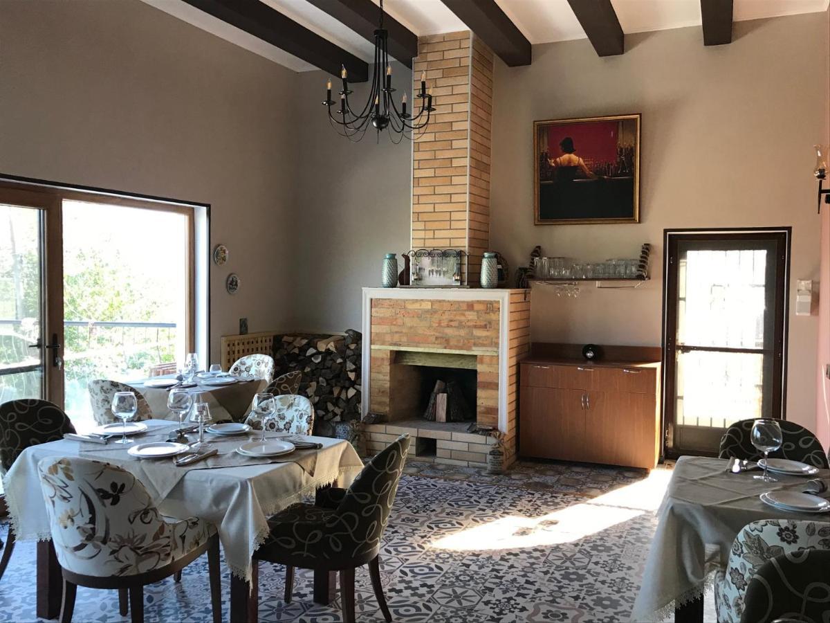 Ohio Inn & Cafe Ivanovka ภายนอก รูปภาพ